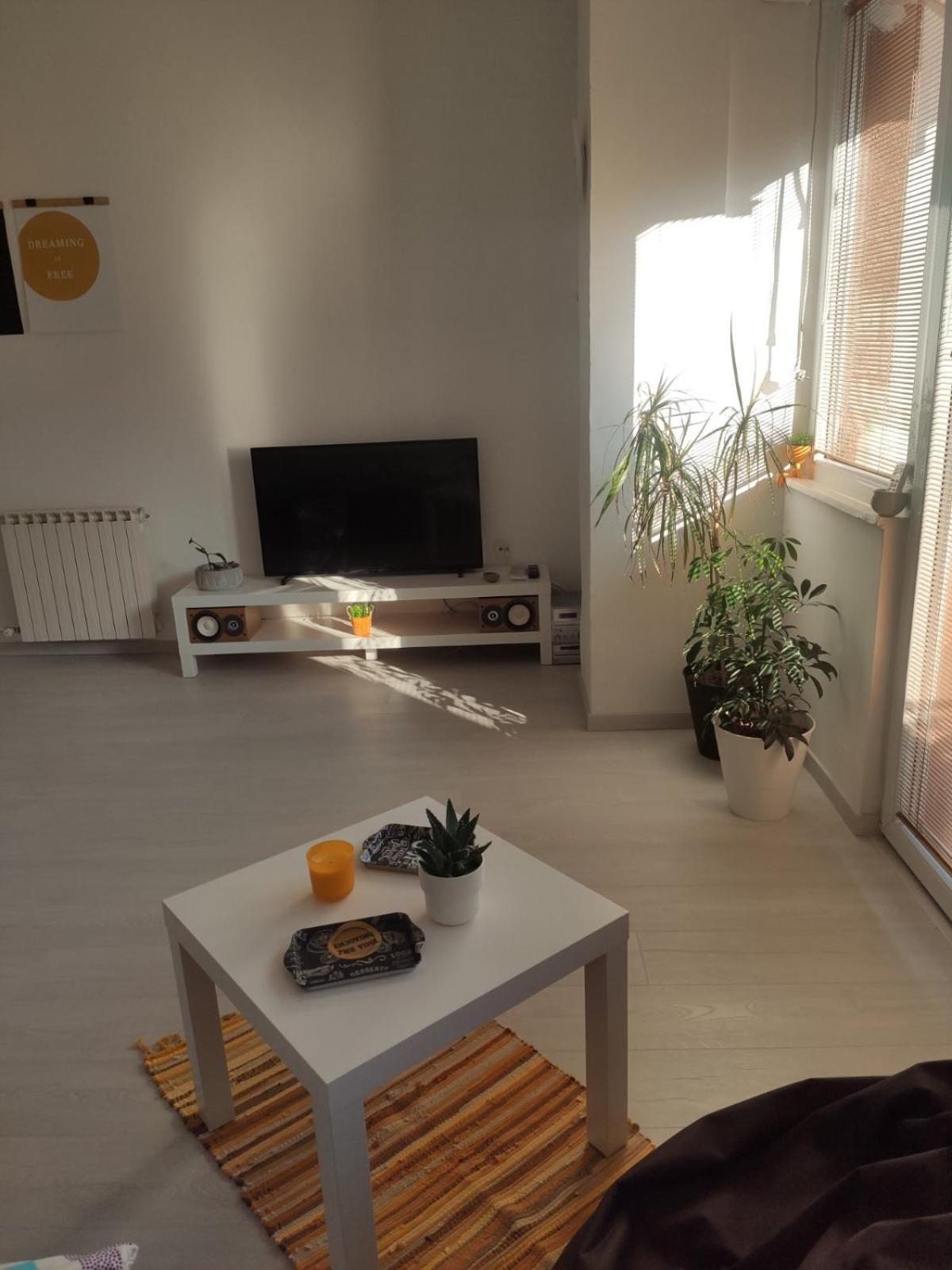 סקופיה City Center White Apartment! מראה חיצוני תמונה