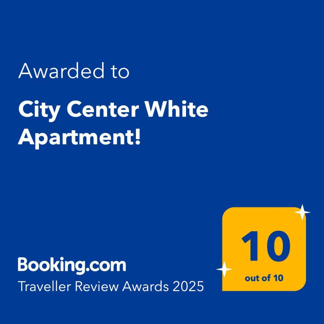 סקופיה City Center White Apartment! מראה חיצוני תמונה